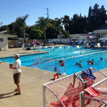 Piscina Belle Haven Pool - San Mateo County