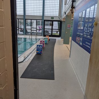 Piscina Bellevue Family YMCA - Davidson County