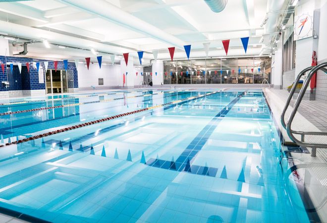 Piscina Central YMCA - Grand Traverse County