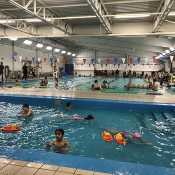 Piscina Centre Aquatique de Pointe-Claire - Montreal