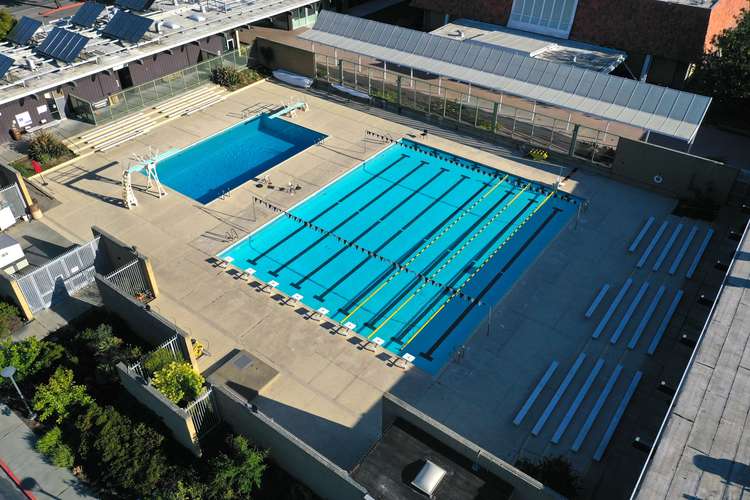 Piscina College of Marin - Kentfield Campus - Marin County