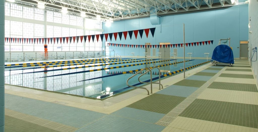 Piscina Core Fitness & Aquatic Complex - Cook County