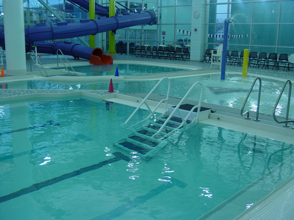 Piscina David D. Hunting YMCA - Kent County