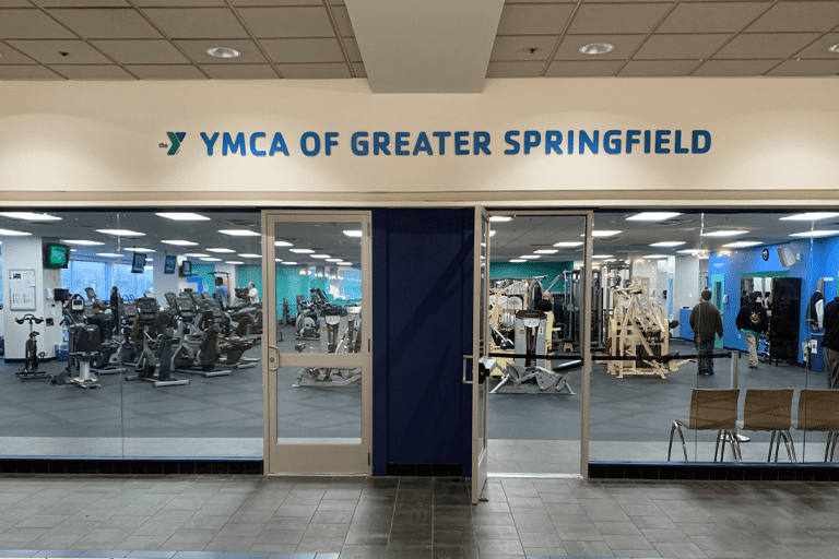 Piscina Downtown Springfield YMCA Branch - Hampden County