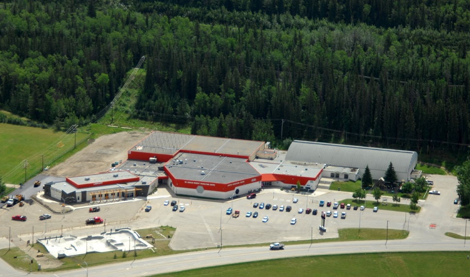 Piscina Dr. Duncan Murray Recreation Centre - Hinton