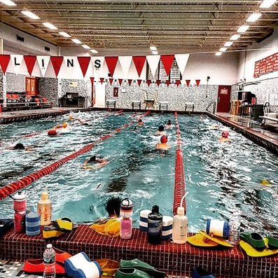 Piscina East Longmeadow High School Pool - Hampden County