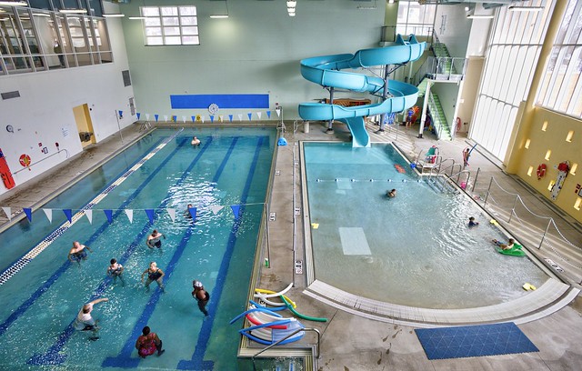 Piscina East Side YMCA - Brown County