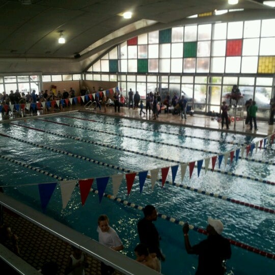 Piscina Eckhart Park Pool - Cook County