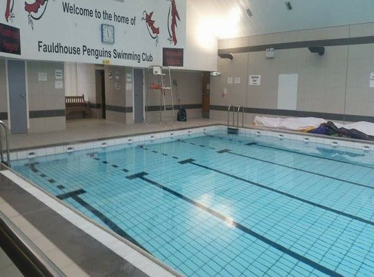 Piscina Fauldhouse Partnership Centre - West Lothian