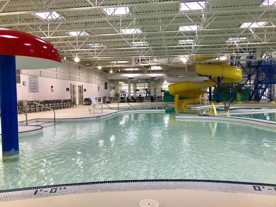 Piscina Fort Eustis Aquatic Center - Southeastern City/Counties