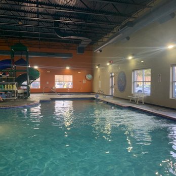 Piscina Great Bridge /Hickory Family YMCA - Southeastern City/Counties