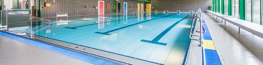 Piscina Hallenbad Twist - Twist