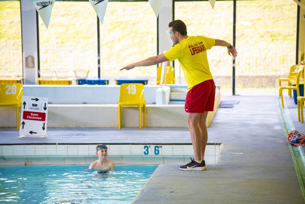 Piscina Holywell Leisure Centre - Flintshire