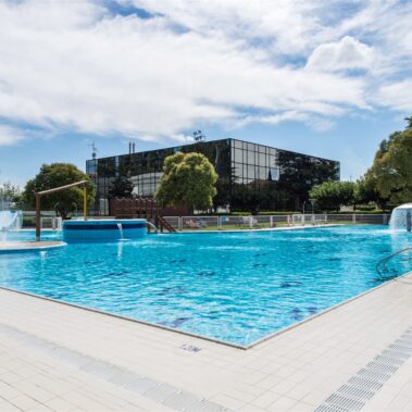 Piscina Institución Oberena - Pamplona