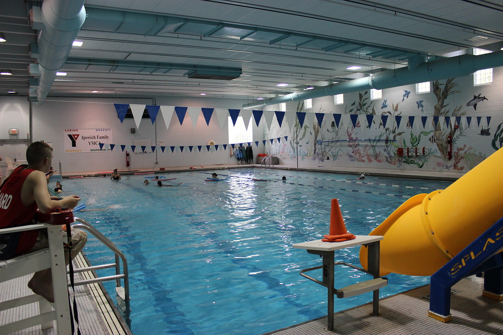 Piscina Ipswich Family YMCA - Essex County