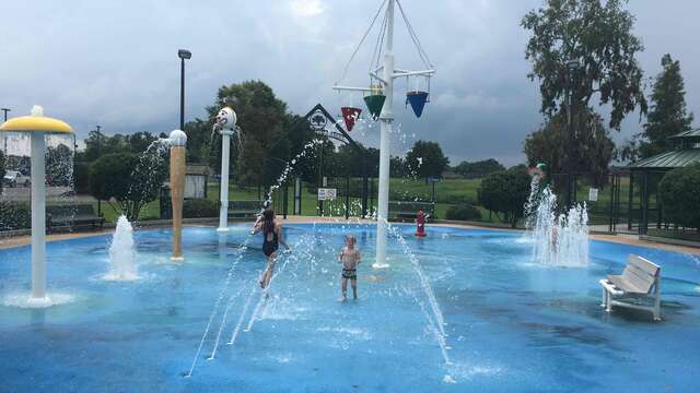 Piscina Jambalaya Park Pool - Ascension Parish