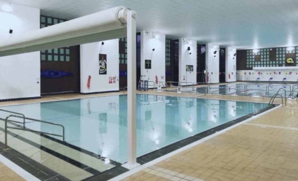 Piscina Joey Dunlop Leisure Centre / Riada Recreation Centre - County Antrim