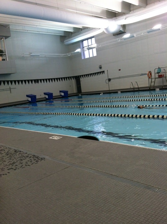 Piscina John M. Alexander Family YMCA - Wake County