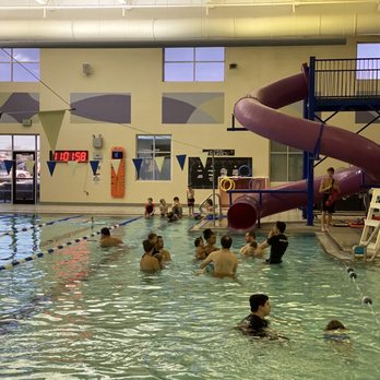 Piscina Jorgensen Family YMCA - Allen County