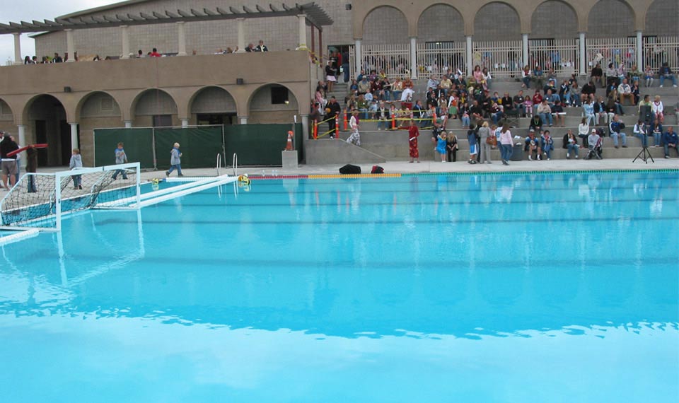 Piscina JSerra High School Aquatic Center - Orange County