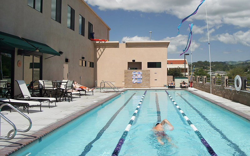 Piscina Kennedy Club Fitness - Arroyo Grande - San Luis Obispo County