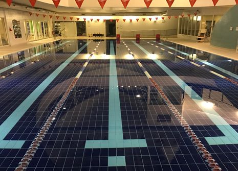 Piscina LA Fitness - Southport - Marion County