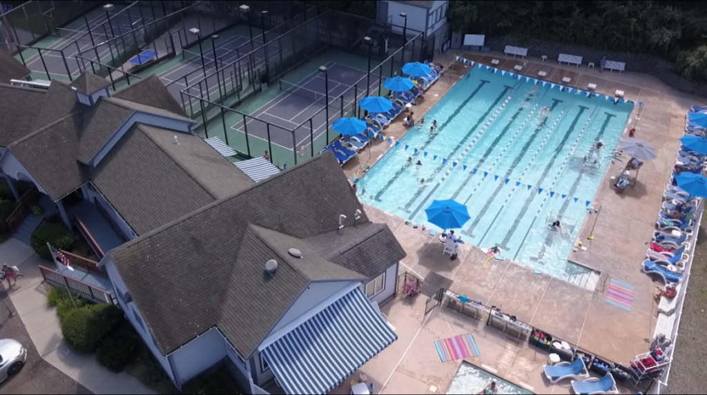 Piscina Madison Racquet & Swim Club - New Haven County