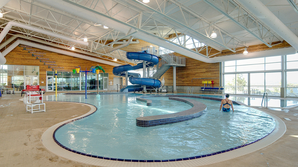 Piscina Madras Aquatic Center - Jefferson County