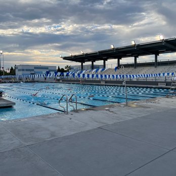 Piscina Natomas Racquet Club - Sacramento County