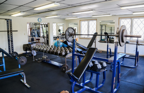 Piscina Nautics Hall Health Club at the Elizabethan Inn - Dare County