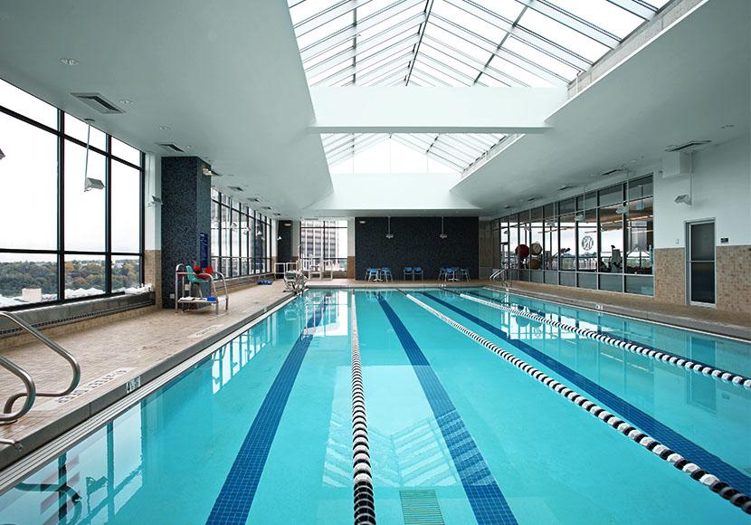 Piscina New York Sports Club - White Plains City Center - Westchester County