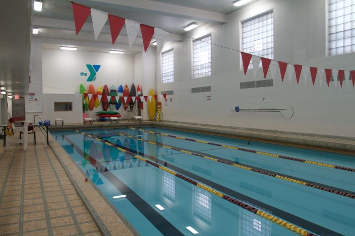 Piscina Oak Park YMCA - Ingham County