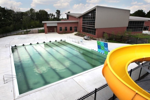 Piscina O'Fallon Park Rec Complex YMCA - Saint Louis County