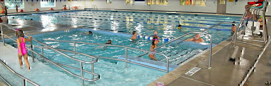 Piscina Outer Banks Family YMCA - Dare County