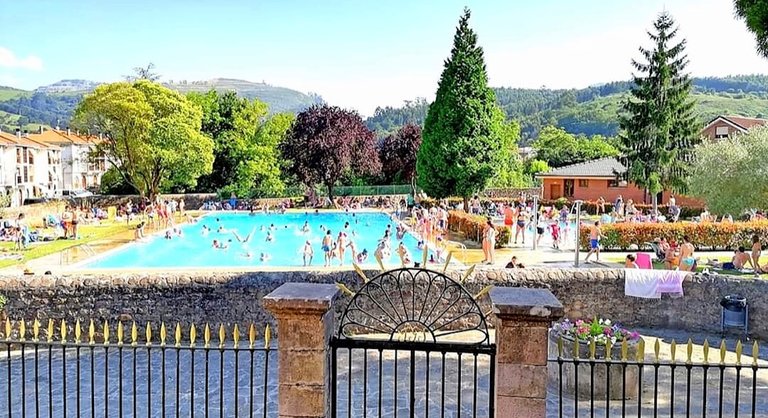 Piscina Piscina Municipal de Cartes - Oporto (Porto)