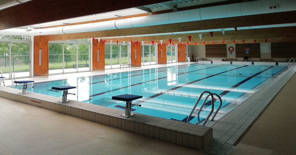 Piscina Piscine des Trois Vallées - Breuillet