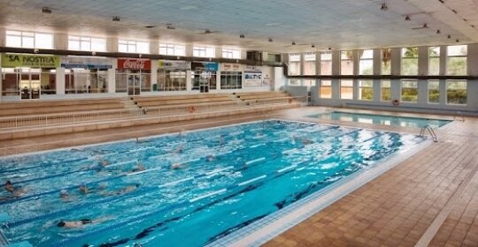 Piscina Polideportivo del Colegio La Salle de Palma - Palma