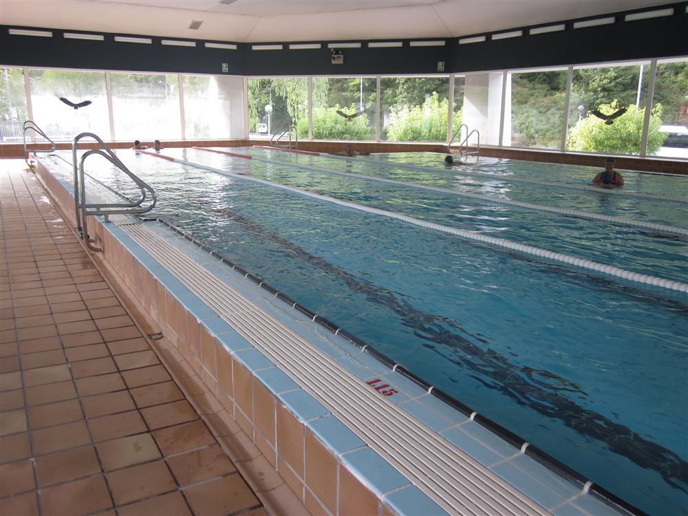 Piscina Polideportivo Gorostiza - Barakaldo