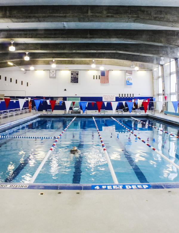 Piscina Queens College Aquatics Center - New York City (All 5 Boroughs)