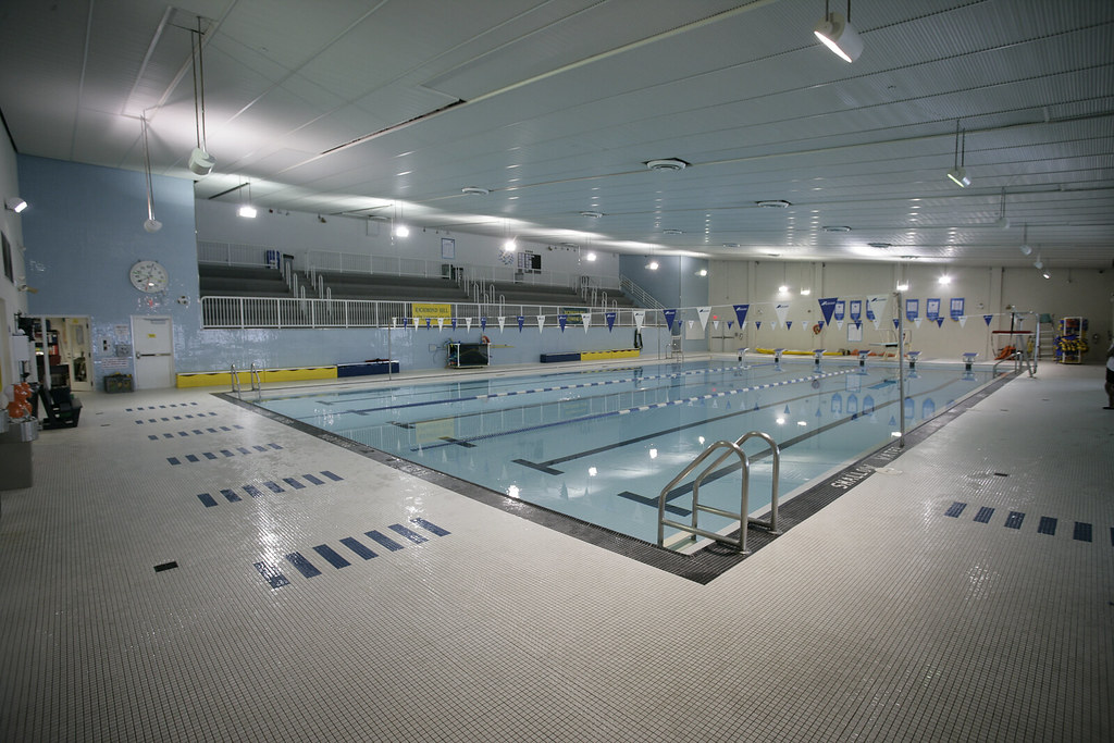 Piscina Richvale Community Centre and Pool - York Regional Municipality