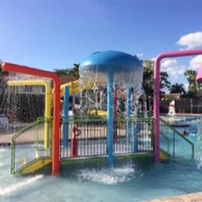 Piscina River Park Aquatic Center - Collier County