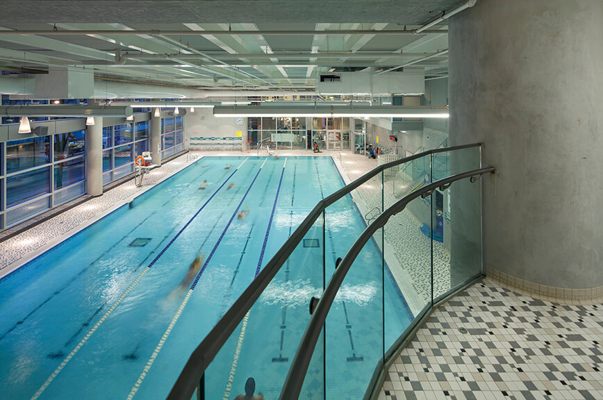 Piscina Robert Lee YMCA - Greater Vancouver Area