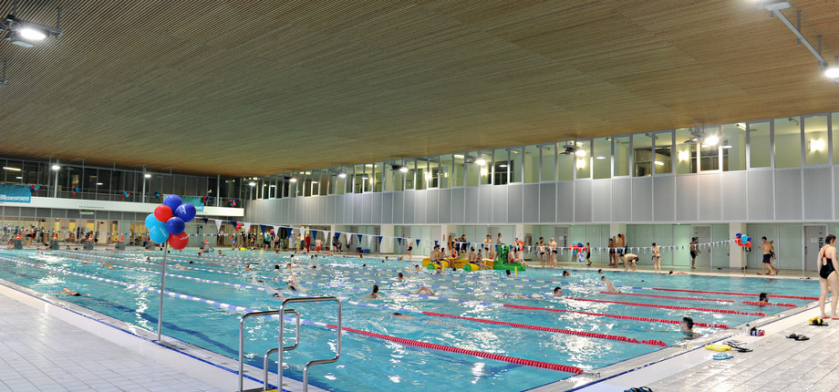 Piscina Schwimm- und Sprunghalle im Europasportpark (SSE) - Berlin