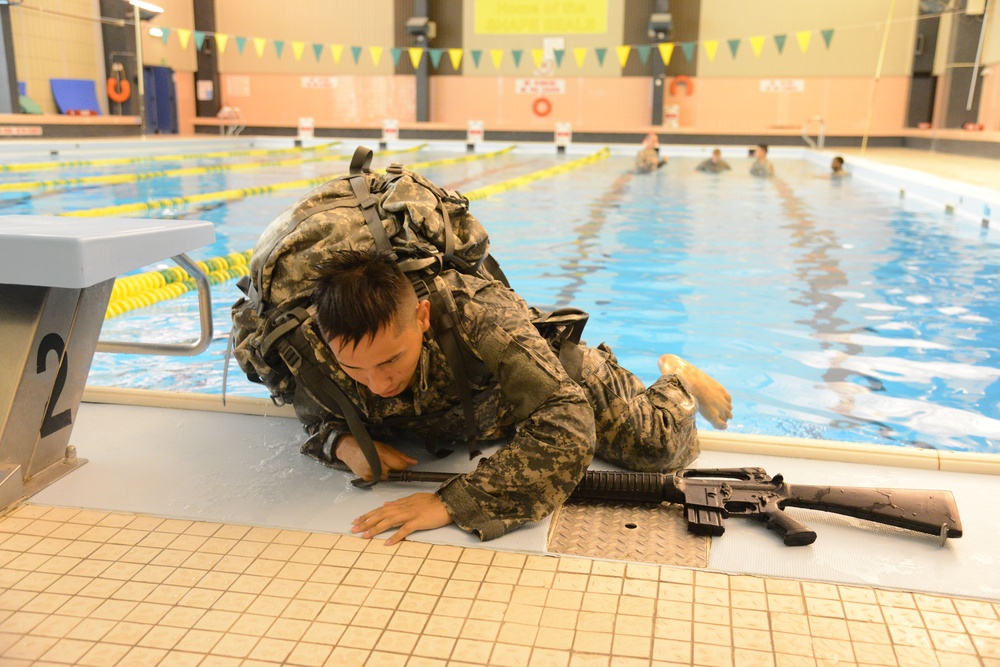 Piscina SHAPE NATO Headquarters Gym Pool - Casteau