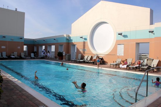 Piscina Sheraton Suites Fort Lauderdale Plantation - Broward County