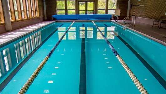 Piscina Snowcreek Athletic Club - Mono County