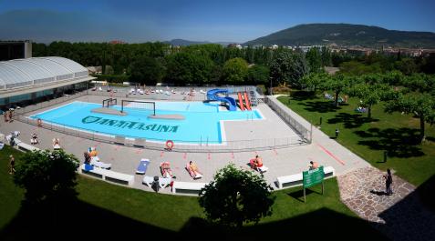 Piscina Sociedad Cultural Deportiva Anaitasuna - Pamplona