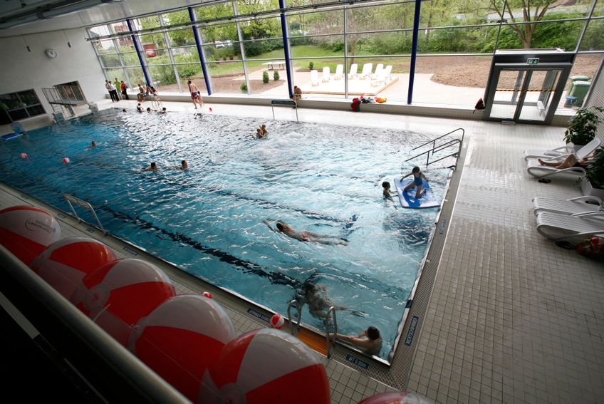 Piscina Stadtbad Ditzingen - Ditzingen