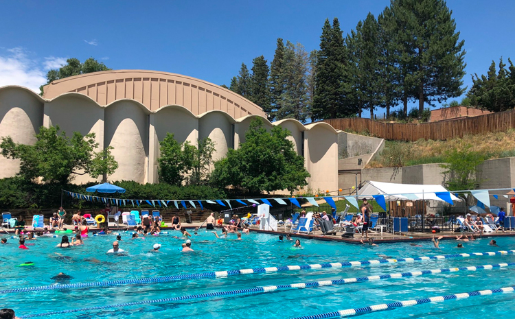 Piscina Staenberg-Loup Jewish Community Center - Denver County