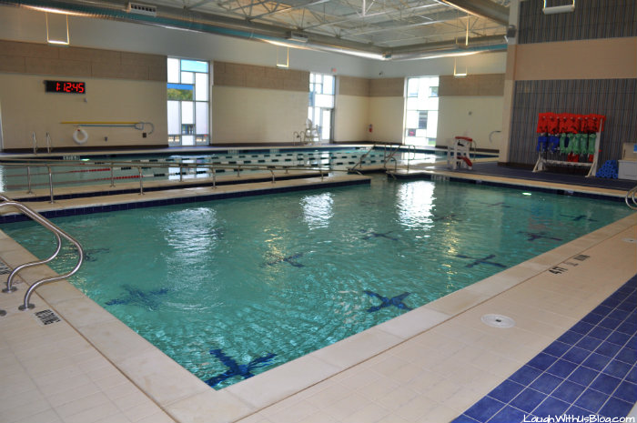 Piscina The Margaret Young Natatorium at the Farmers Branch Aquatics Center - Dallas County